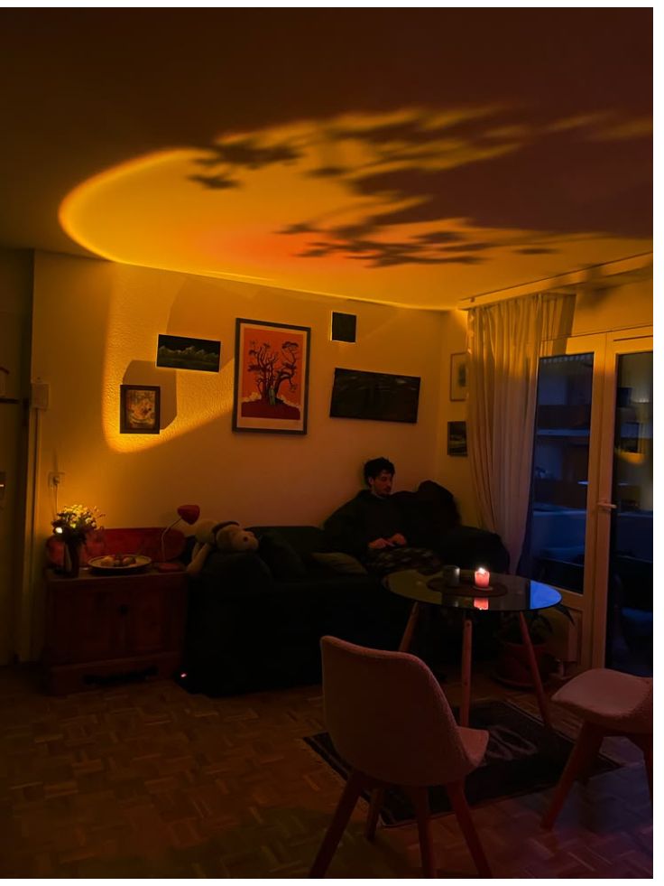 Lámpara proyectora de atardeceres con 16 colores